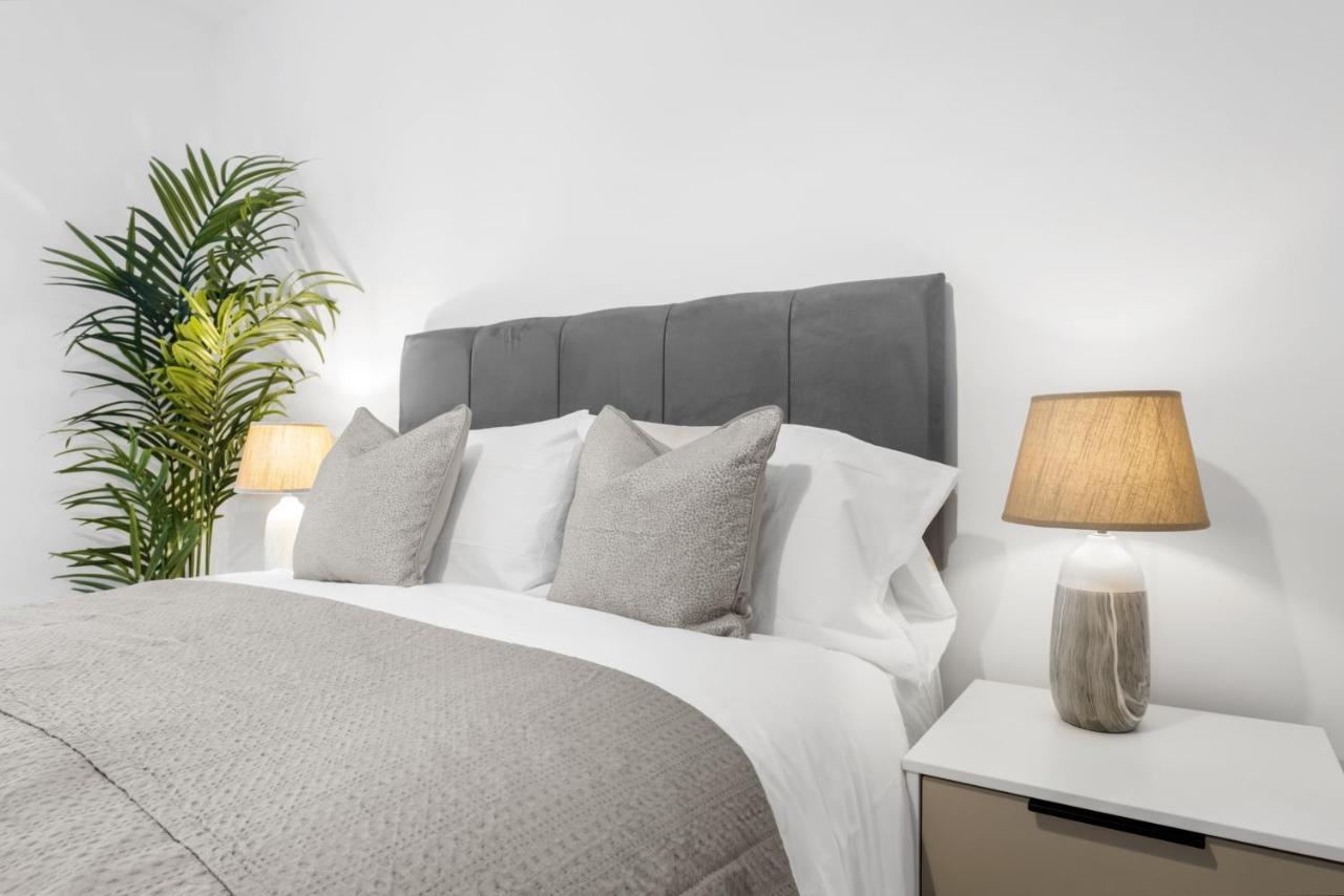 Exoticstay Apartments- 5* Elegant Luxury Centrally Located 2-Bedroom Apt Birmingham Kültér fotó
